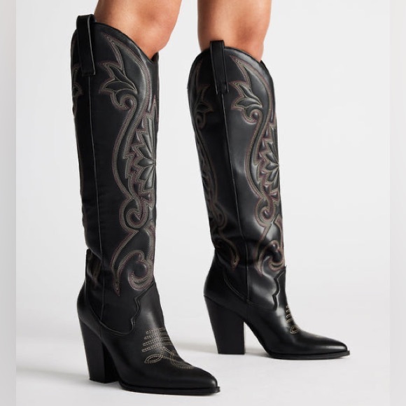 COPY - Steve Madden Lasso Boots - Picture 1 of 3